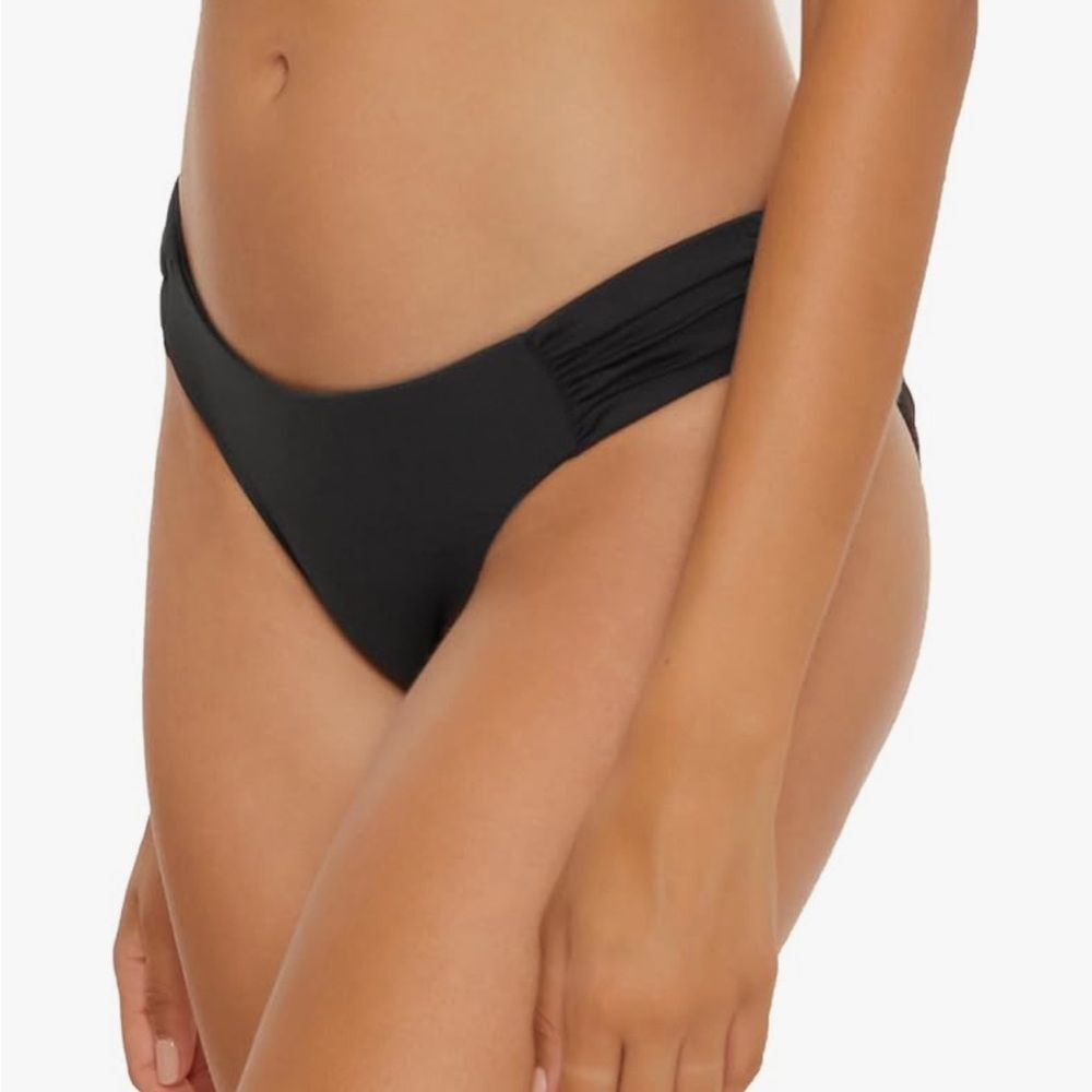 BECCA The American Tab Side Bottom Color Code Black Size Large
